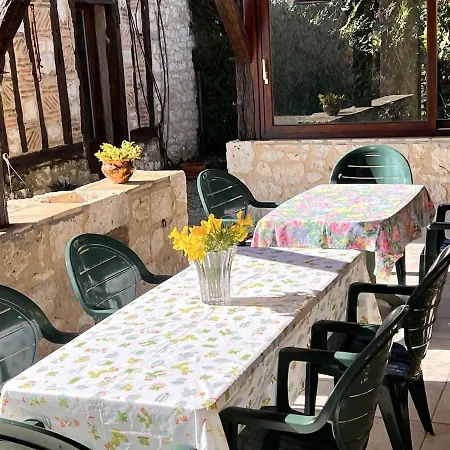 De 210 M2 Entre Nature Et Bastide A * Rives (Lot-et-Garonne)