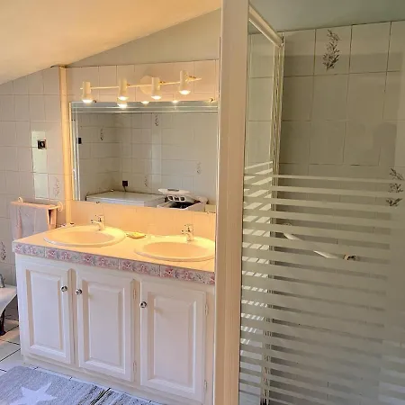 Prázdninový dům De 210 M2 Entre Nature Et Bastide A *